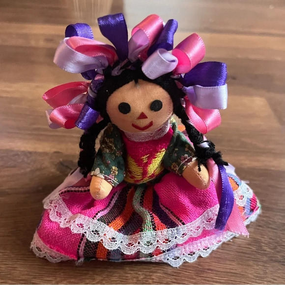 Mexican Doll - Picture 2 of 9